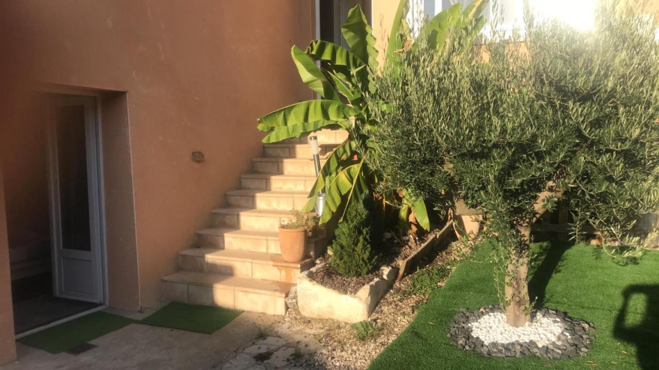 Maison D Helene Villy  Exterior photo
